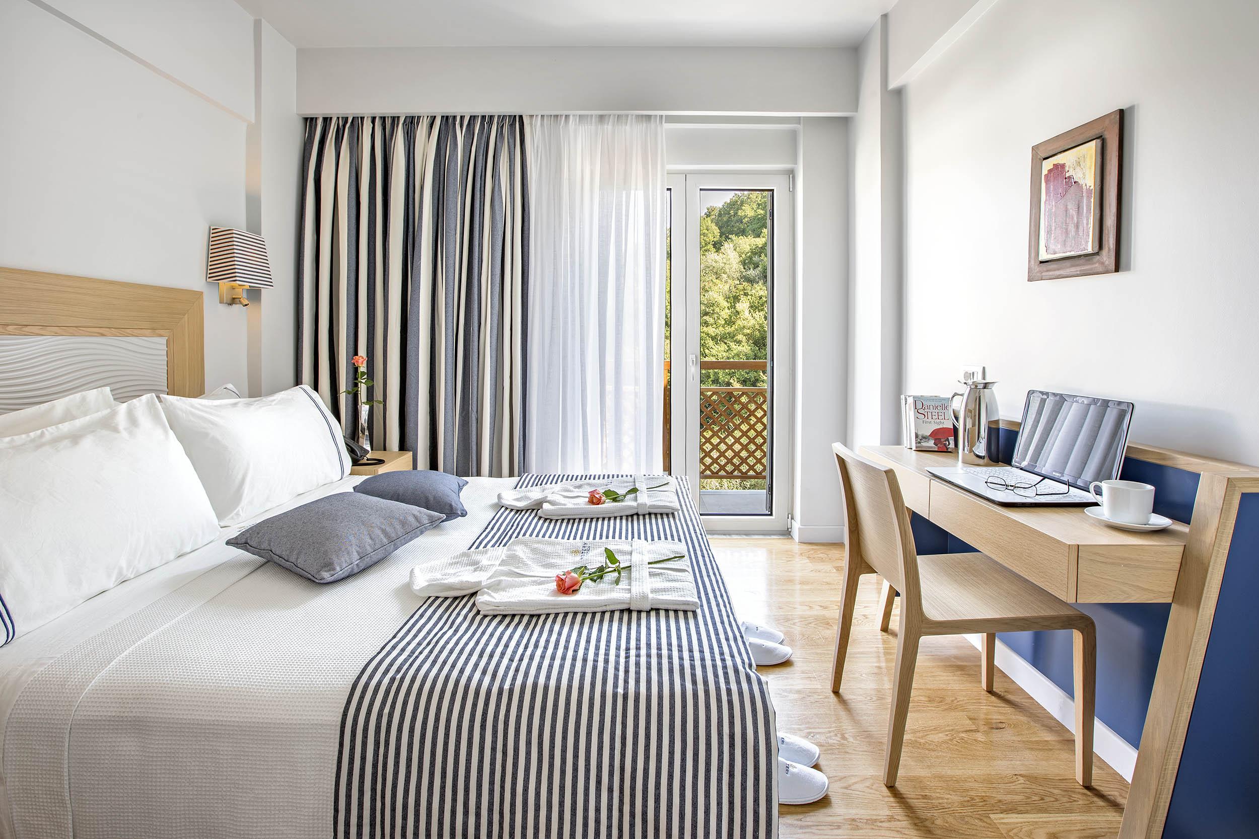 Mystery Skiathos Luxury Residence Екстер'єр фото